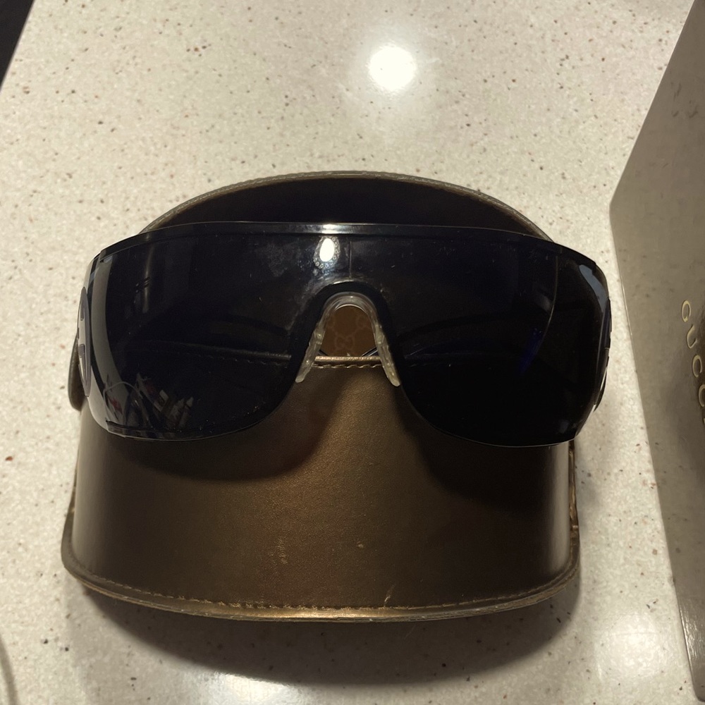 Gucci Blue Oversized Frame Sunglasses